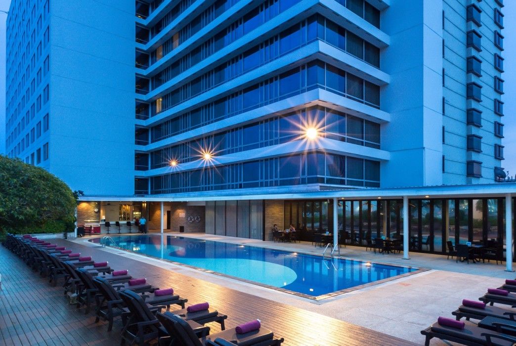 Eastin Hotel Makkasan, Bangkok - Sha Extra Plus Exterior photo