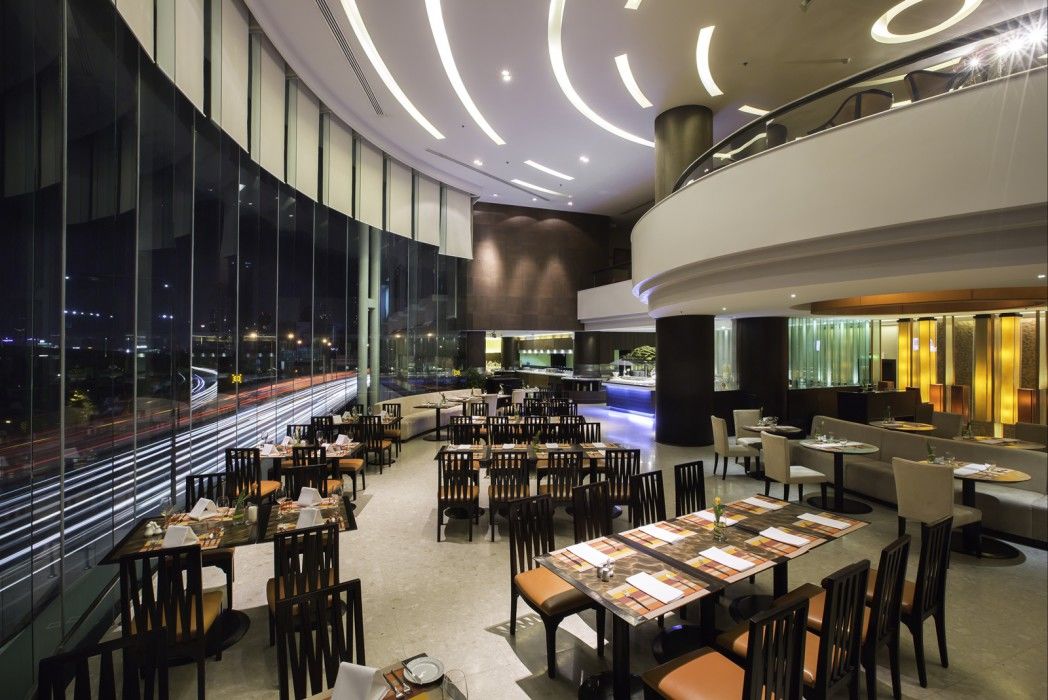 Eastin Hotel Makkasan, Bangkok - Sha Extra Plus Exterior photo